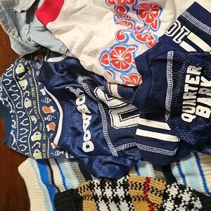 Pick 1 Item For Free With Purchase Of 2 Or More Items From Closet.